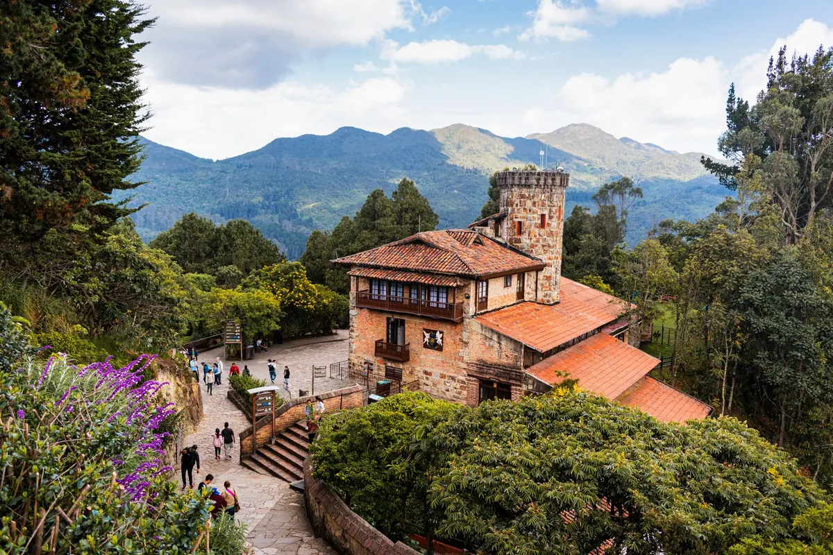 7 Common Mistakes to Avoid When Visiting Medieval Castles