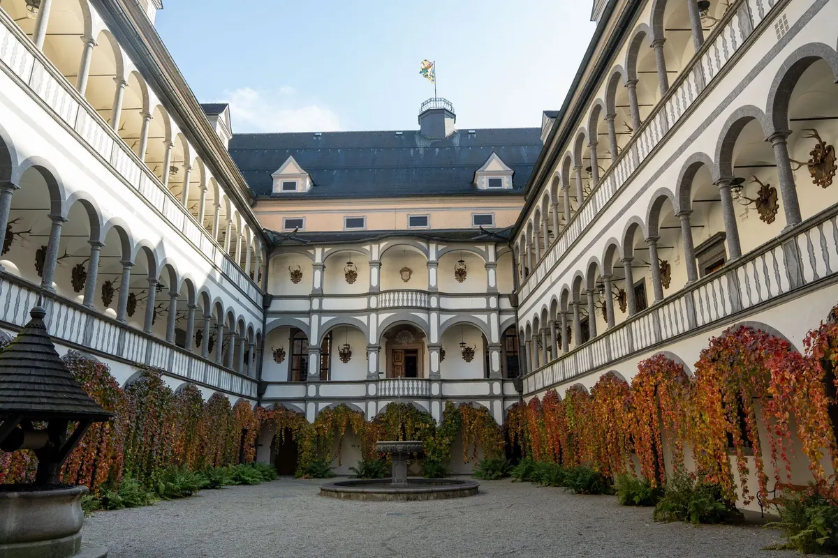 Best Castles to Visit in Autumn: A Seasonal Guide to Foliage and Fewer Crowds